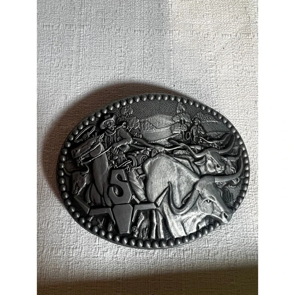 Zee Series ADM Western Cowboy Longhorn Cattle Belt Buckle Pewter Tone  Vintage